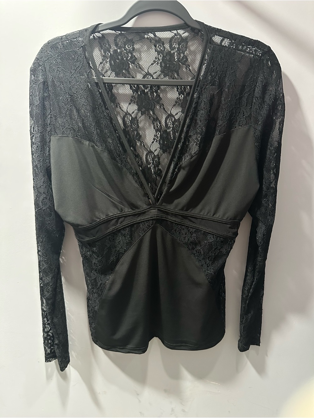 Venus Black Lace V-Neck Long Sleeve Top